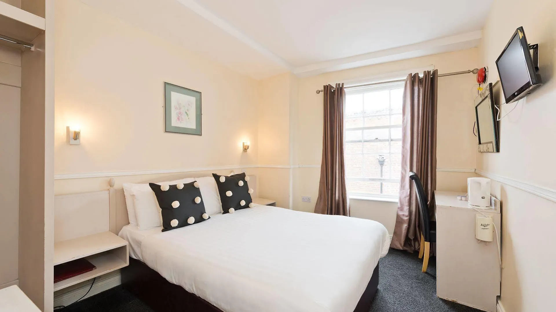 Temple Bar Townhouse Hotel