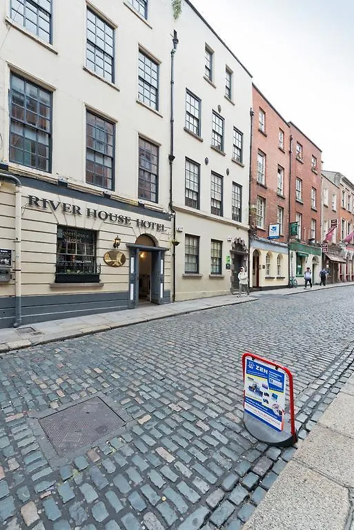 Temple Bar Townhouse 2*, Dublin